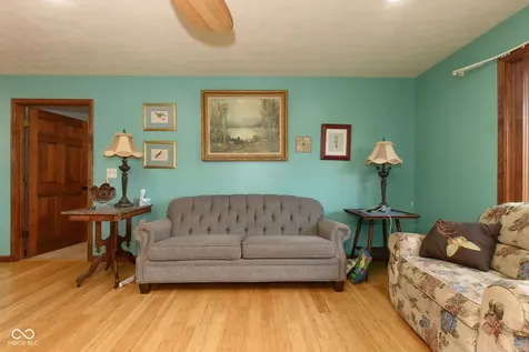 492 Pelenor Drive Franklin IN 46131