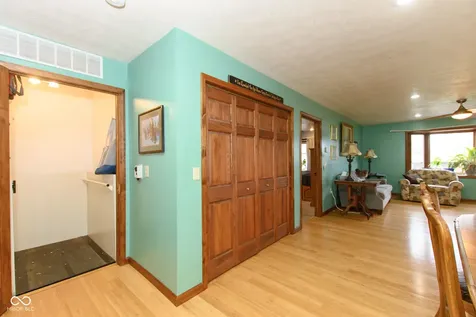 492 Pelenor Drive Franklin IN 46131