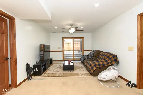 492 Pelenor Drive Franklin IN 46131
