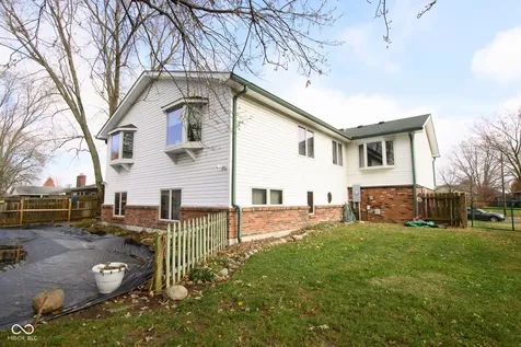 492 Pelenor Drive Franklin IN 46131