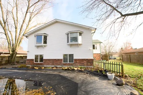 492 Pelenor Drive Franklin IN 46131