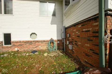 492 Pelenor Drive Franklin IN 46131
