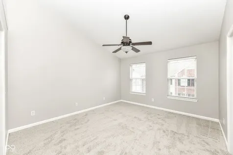9080 Teaneck Drive Fishers IN 46038