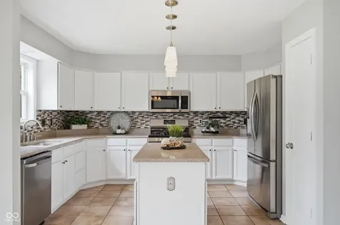9923 Deering Street Fishers IN 46037