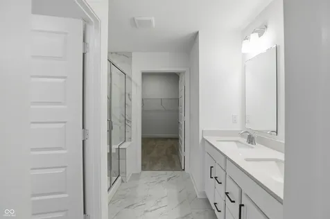 5339 Nettleton Way Avon IN 46123