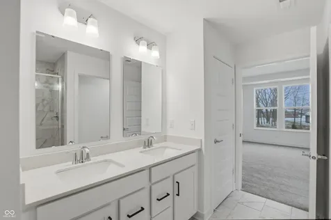 5339 Nettleton Way Avon IN 46123