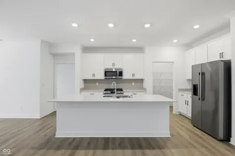5339 Nettleton Way Avon IN 46123