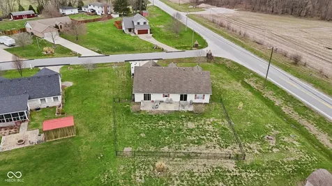 1027 S Teresa Drive Martinsville IN 46151