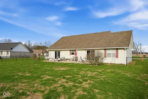 1027 S Teresa Drive Martinsville IN 46151