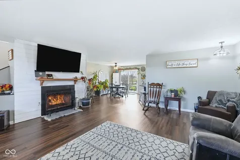 1027 S Teresa Drive Martinsville IN 46151