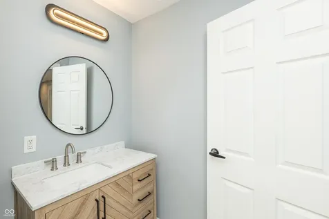 940 W 34th Street Indianapolis IN 46208