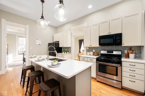 815 E 16th Street Indianapolis IN 46202