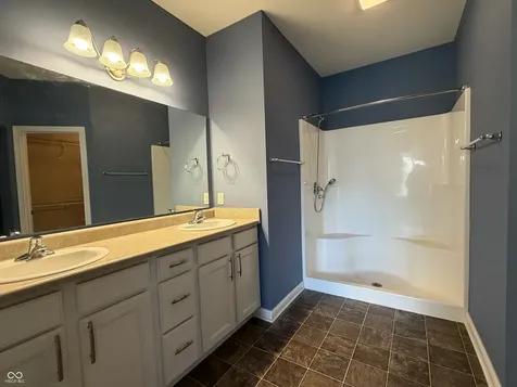 1341 Stoney Pointe Way Avon IN 46123