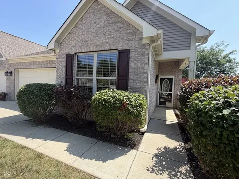 1341 Stoney Pointe Way Avon IN 46123