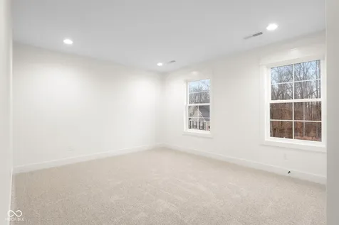 5166 Oak Ridge Trail Columbus IN 47201