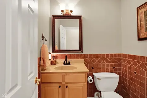 7603 Shannon Lakes Way Indianapolis IN 46217
