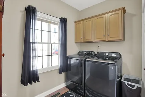 7603 Shannon Lakes Way Indianapolis IN 46217