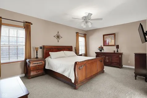 7603 Shannon Lakes Way Indianapolis IN 46217
