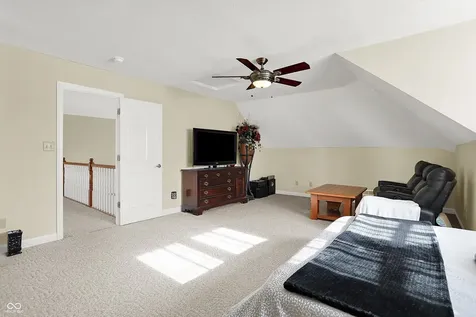 7603 Shannon Lakes Way Indianapolis IN 46217
