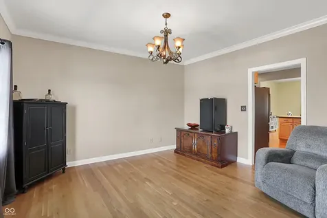 7603 Shannon Lakes Way Indianapolis IN 46217