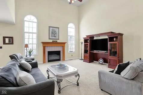 7603 Shannon Lakes Way Indianapolis IN 46217
