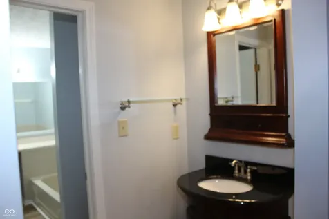 4727 Stoughton Court Indianapolis IN 46254