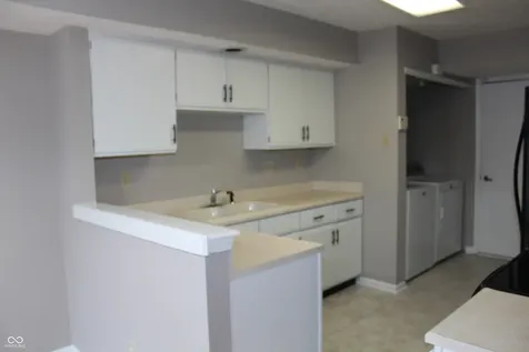 4727 Stoughton Court Indianapolis IN 46254