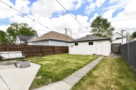 1043 N Beville Avenue Indianapolis IN 46201