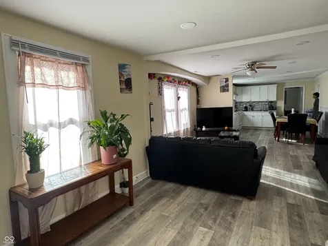 1122 Waldemere Avenue Indianapolis IN 46241