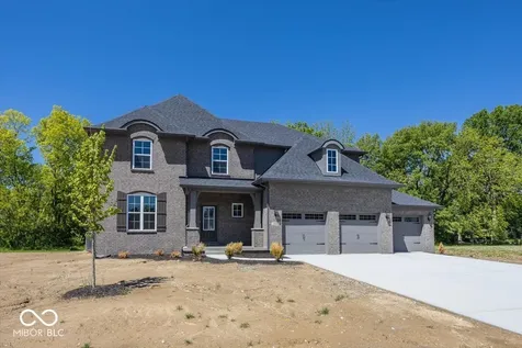 1914 Delp Court Avon IN 46123