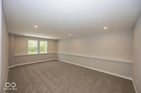 1914 Delp Court Avon IN 46123