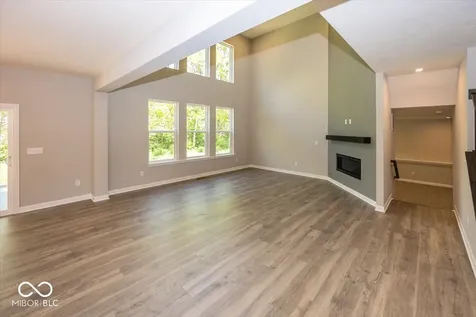 1914 Delp Court Avon IN 46123