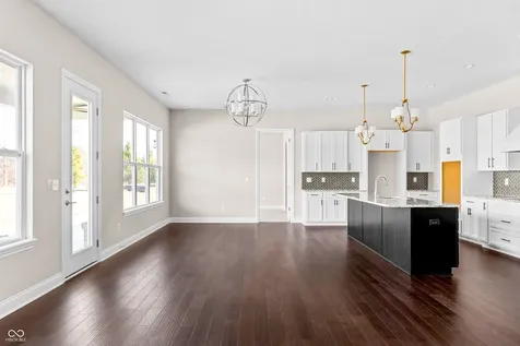 4248 Stone Lake Drive Zionsville IN 46077