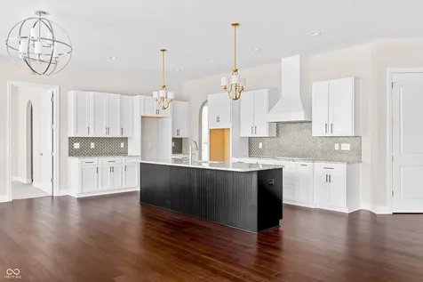 4248 Stone Lake Drive Zionsville IN 46077