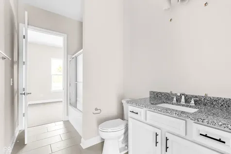 4248 Stone Lake Drive Zionsville IN 46077