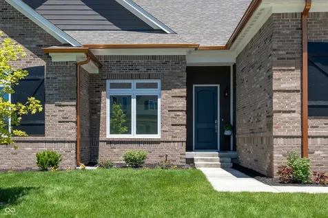 4248 Stone Lake Drive Zionsville IN 46077