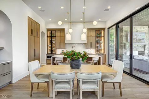 1434 N Asherwood Lane Carmel IN 46032
