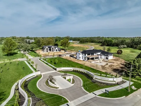 1434 N Asherwood Lane Carmel IN 46032