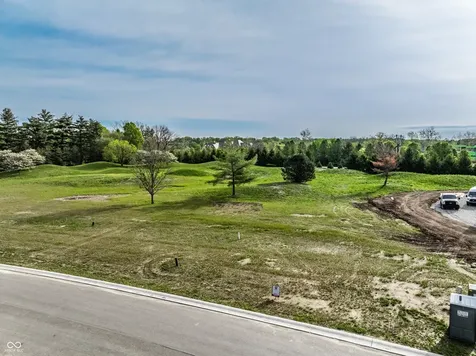 1434 N Asherwood Lane Carmel IN 46032