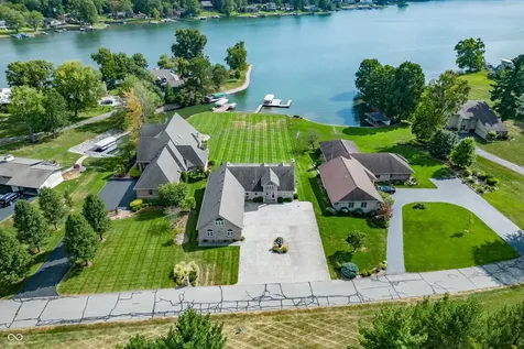 1085 E North Shore Drive Brownstown IN 47220