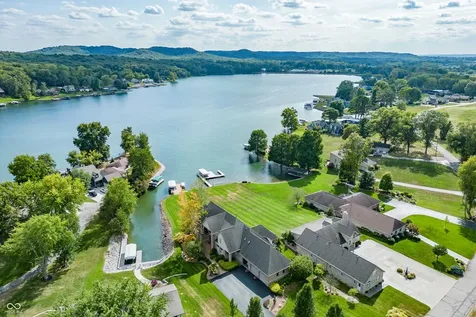1085 E North Shore Drive Brownstown IN 47220