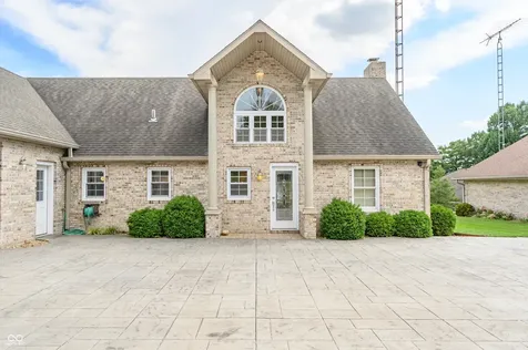 1085 E North Shore Drive Brownstown IN 47220