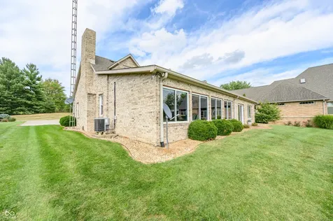 1085 E North Shore Drive Brownstown IN 47220