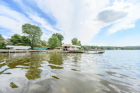 1085 E North Shore Drive Brownstown IN 47220