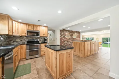 1085 E North Shore Drive Brownstown IN 47220