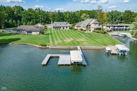 1085 E North Shore Drive Brownstown IN 47220