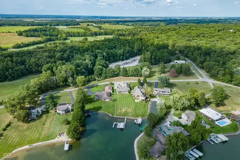 1085 E North Shore Drive Brownstown IN 47220