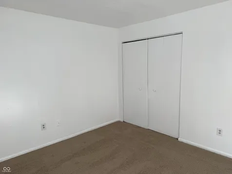 4291 Village Parkway Circle W Indianapolis IN 46254