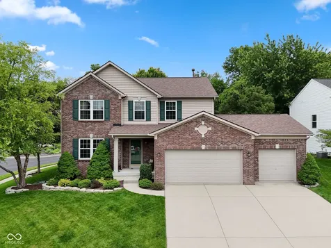 11809 Holbrook Close Fishers IN 46037