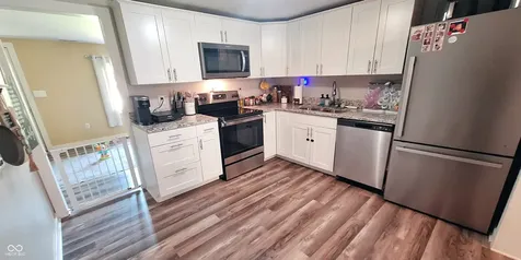 12871 W State Road 32 Yorktown IN 47396